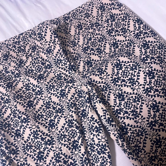 LOFT dress pants - Cream with Navy pattern - Picture 2 of 3